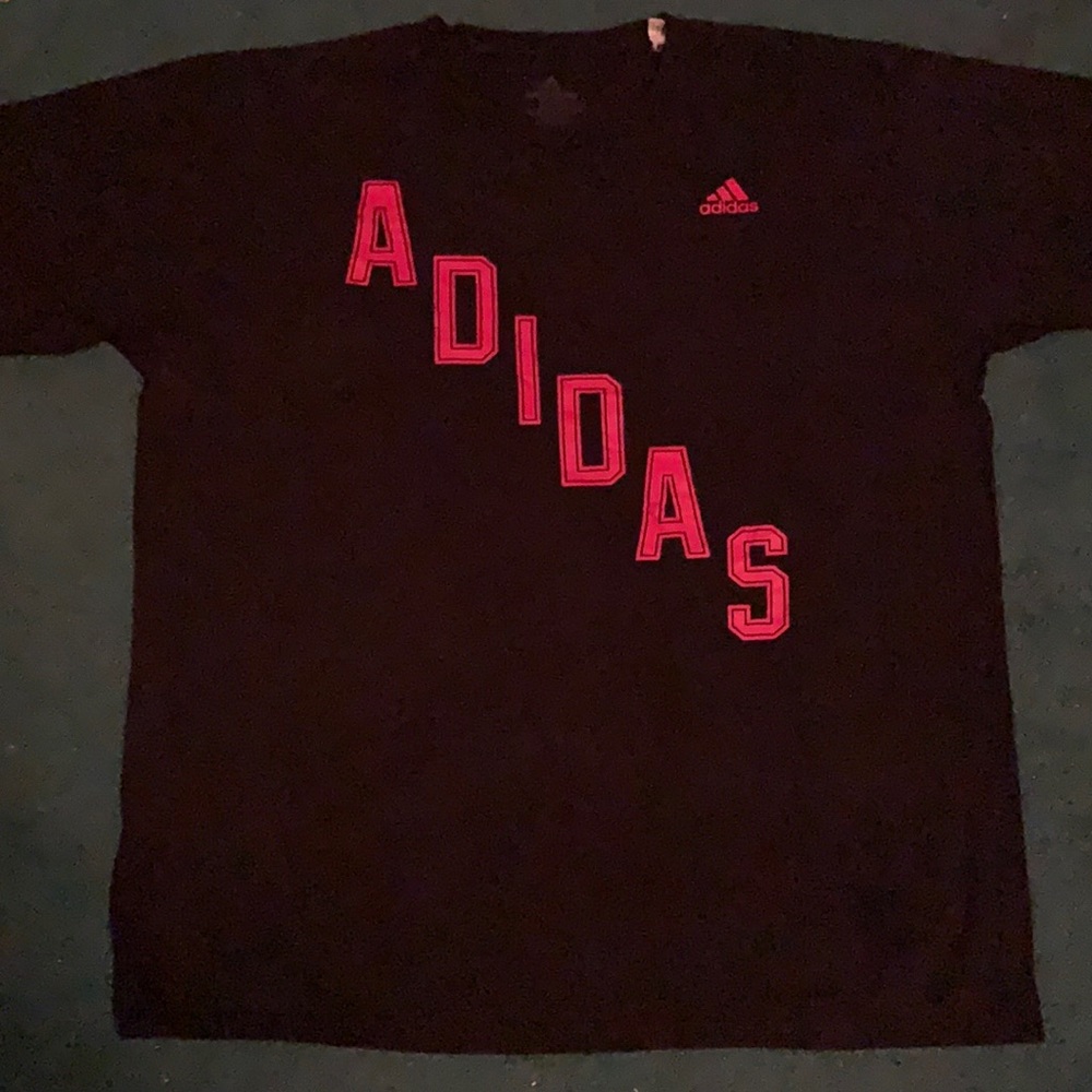 Adidas T-shirt